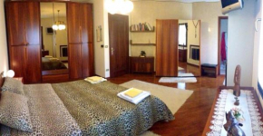 Гостиница B&B Le Tre Grazie  Сан-Мартино-Ди-Лупари